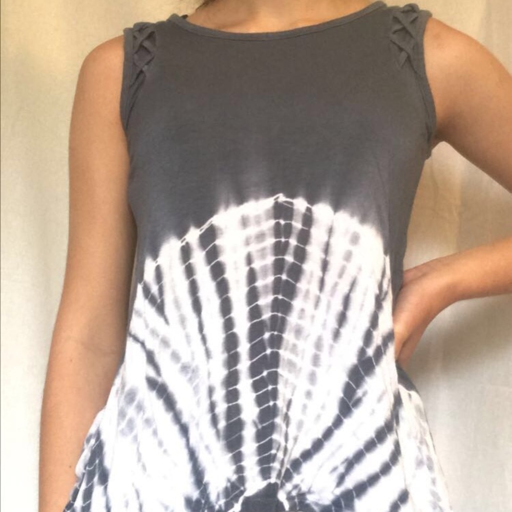 Girls justice tank top size 12